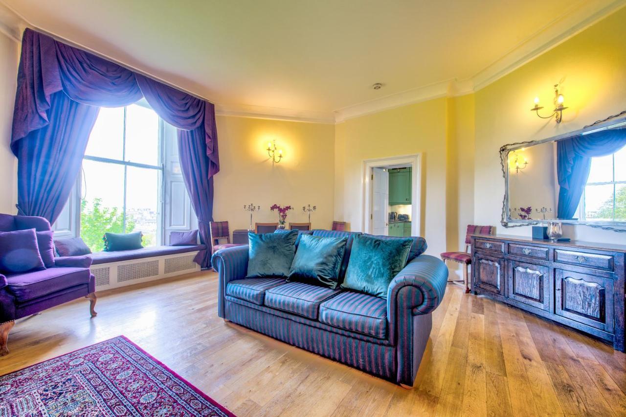 شقة Famous House, 1 Minute From Edinburgh Castle المظهر الخارجي الصورة