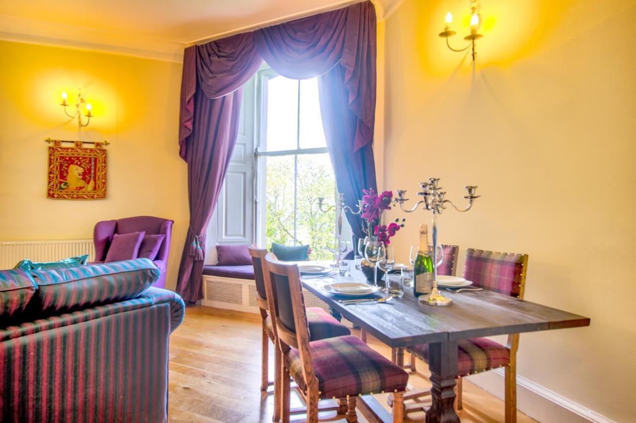 شقة Famous House, 1 Minute From Edinburgh Castle المظهر الخارجي الصورة