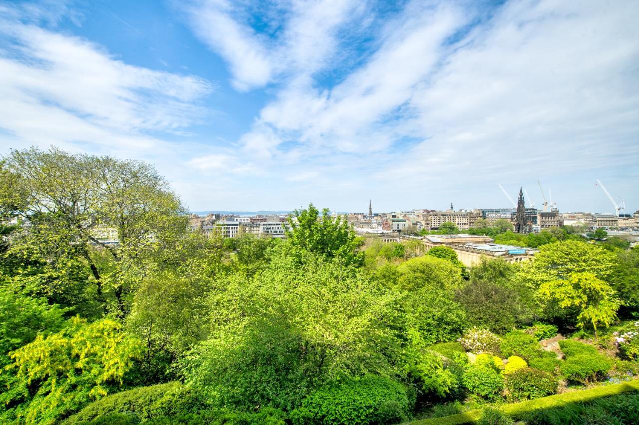 شقة Famous House, 1 Minute From Edinburgh Castle المظهر الخارجي الصورة