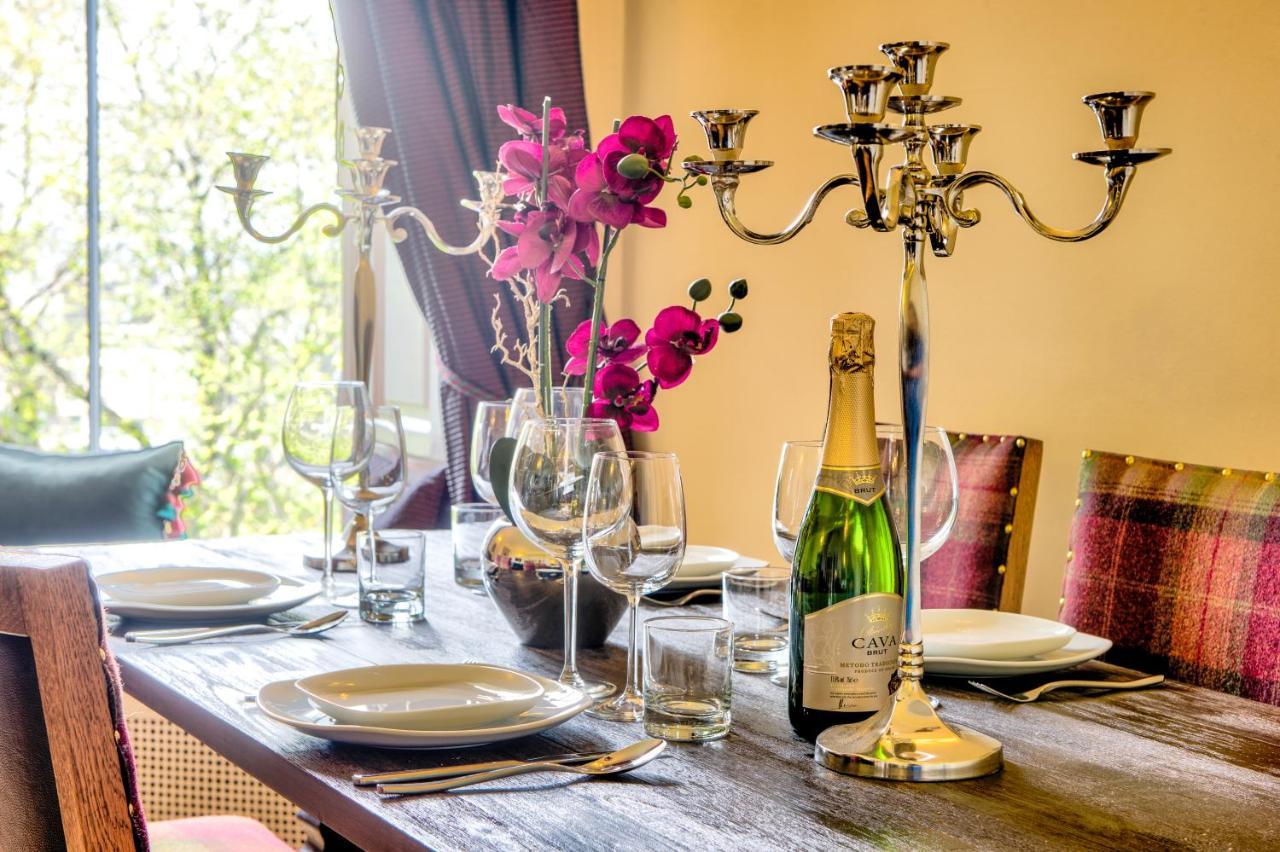 شقة Famous House, 1 Minute From Edinburgh Castle المظهر الخارجي الصورة