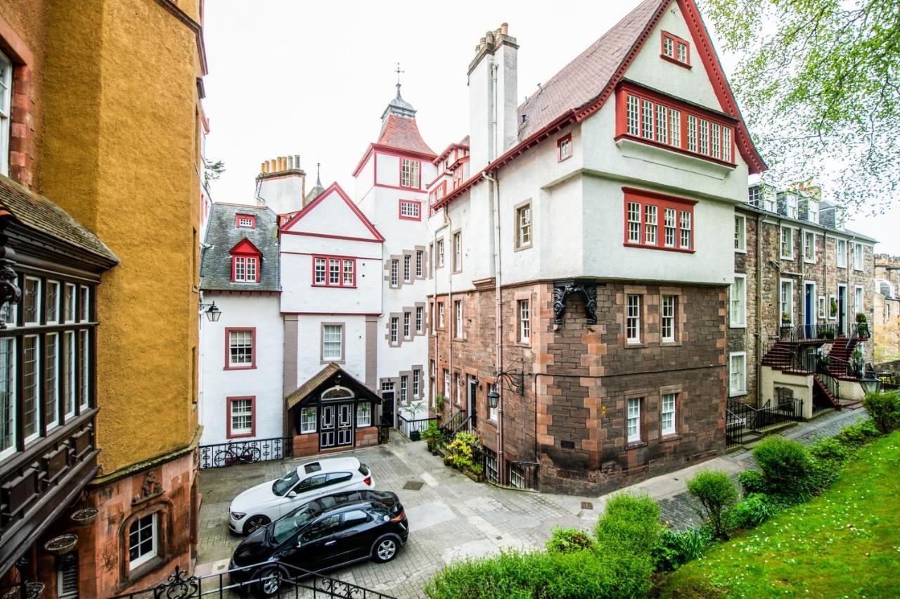شقة Famous House, 1 Minute From Edinburgh Castle المظهر الخارجي الصورة