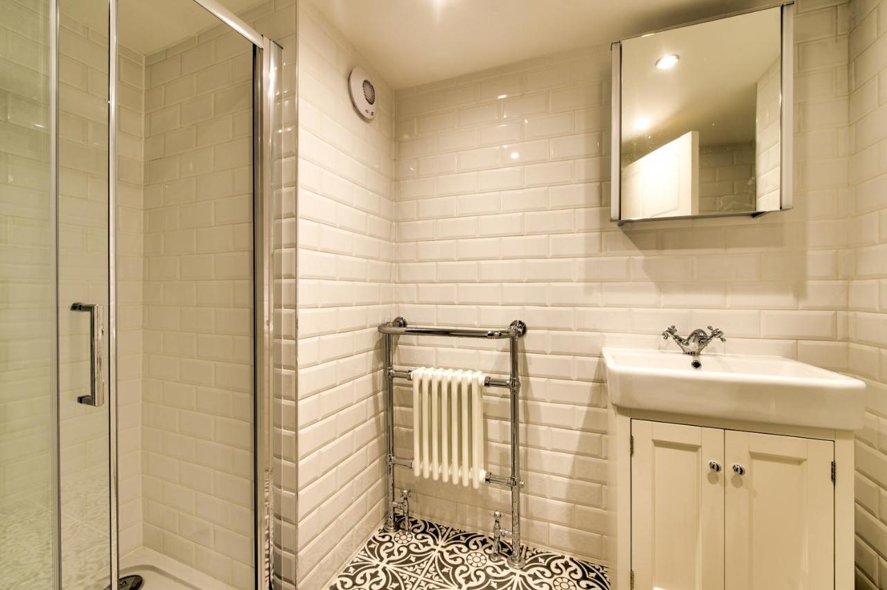 شقة Famous House, 1 Minute From Edinburgh Castle المظهر الخارجي الصورة