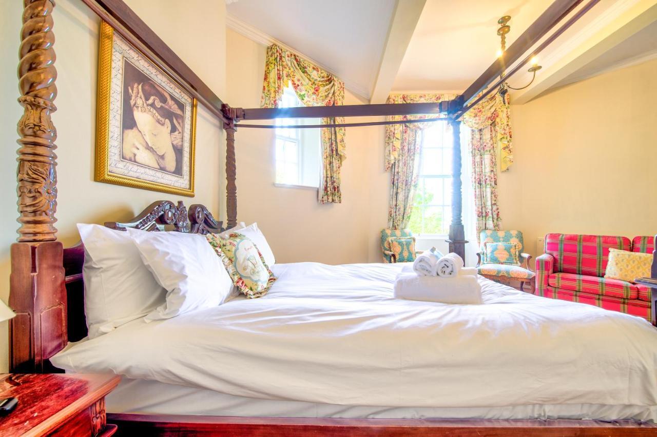 شقة Famous House, 1 Minute From Edinburgh Castle المظهر الخارجي الصورة
