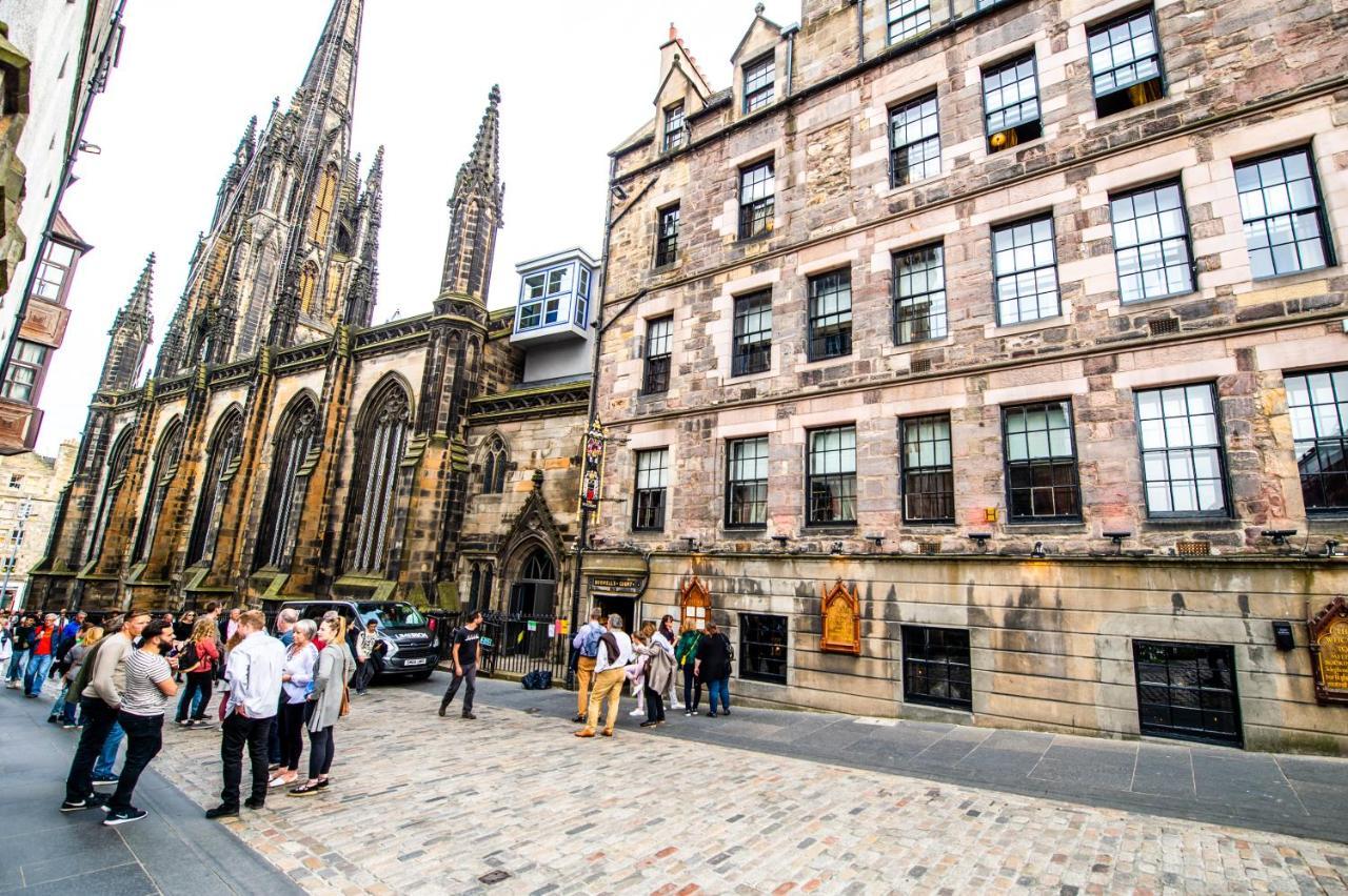 شقة Famous House, 1 Minute From Edinburgh Castle المظهر الخارجي الصورة