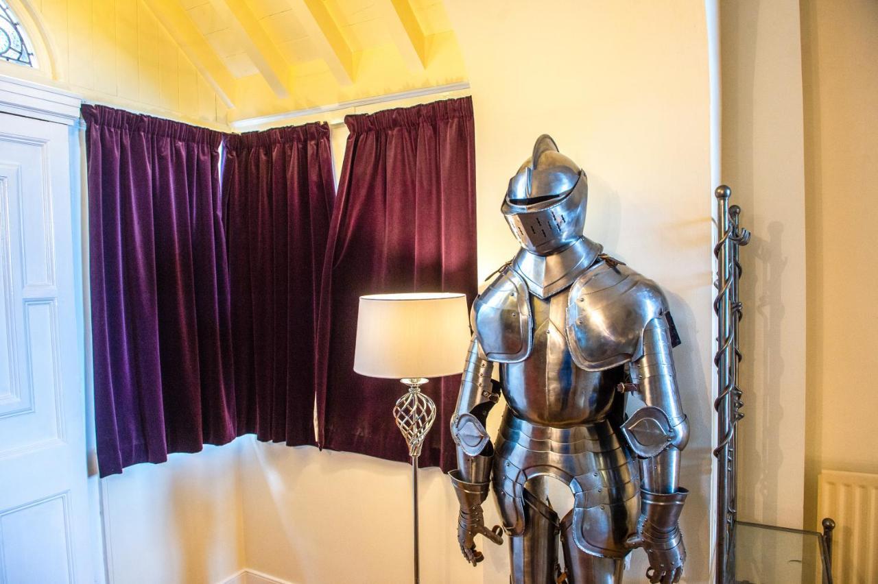 شقة Famous House, 1 Minute From Edinburgh Castle المظهر الخارجي الصورة