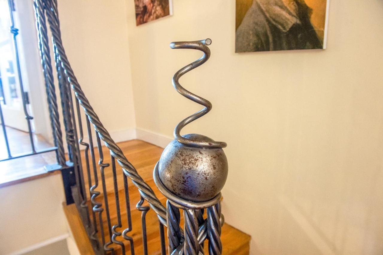 شقة Famous House, 1 Minute From Edinburgh Castle المظهر الخارجي الصورة