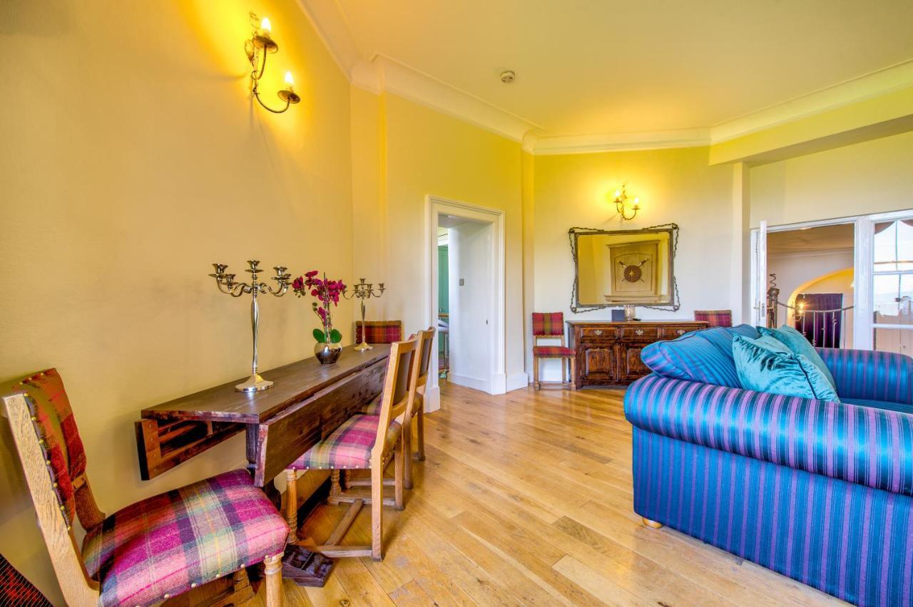 شقة Famous House, 1 Minute From Edinburgh Castle المظهر الخارجي الصورة