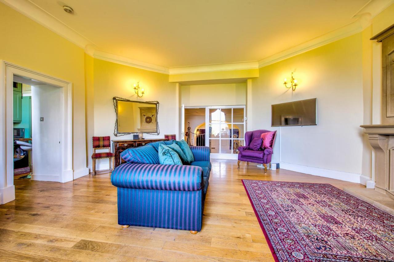 شقة Famous House, 1 Minute From Edinburgh Castle المظهر الخارجي الصورة