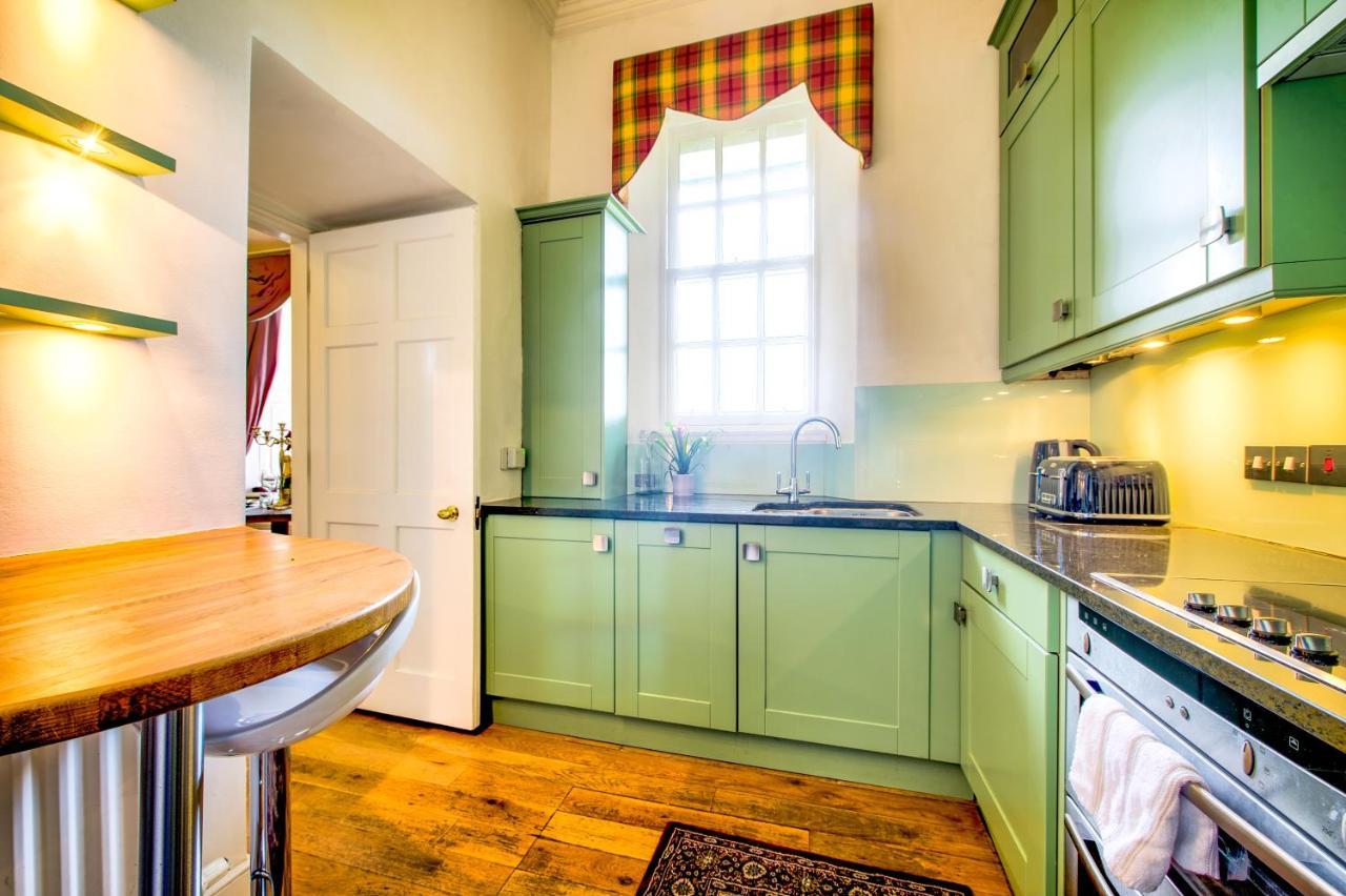 شقة Famous House, 1 Minute From Edinburgh Castle المظهر الخارجي الصورة